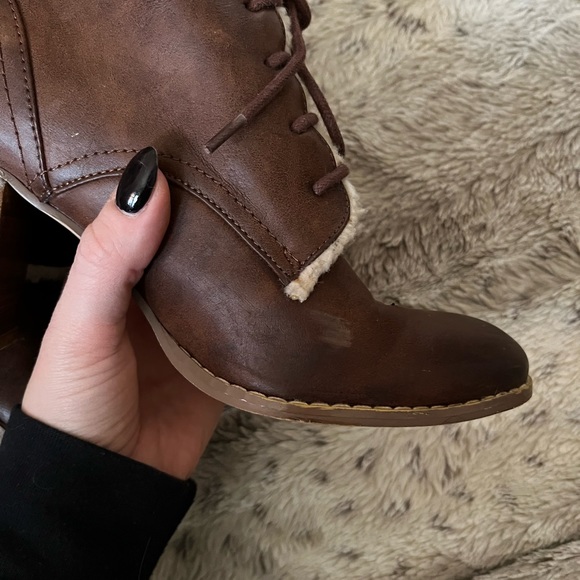 Restricted fur lined ankle booties - Picture 3 of 5